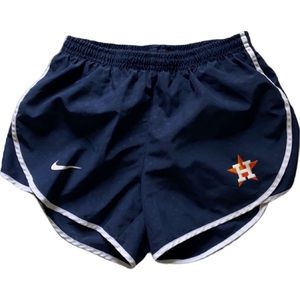 2 for $30 💕 Houston Astros Nike shorts